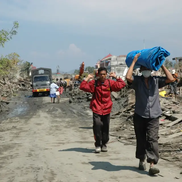 How to fight poverty in the world 